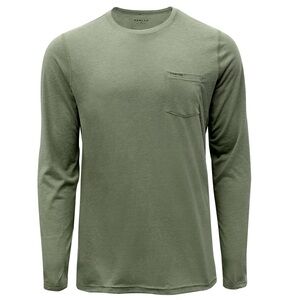 Poncho  Performance Crew Long Sleeve Tee in Green S